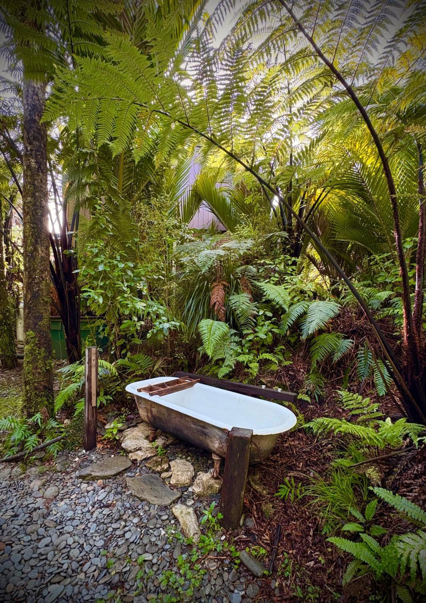 Punakaiki Forest Retreat ภายนอก รูปภาพ