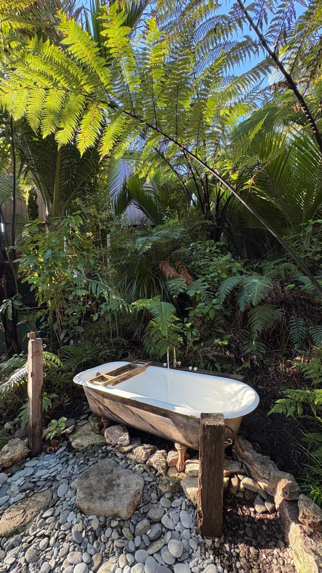 Punakaiki Forest Retreat ภายนอก รูปภาพ